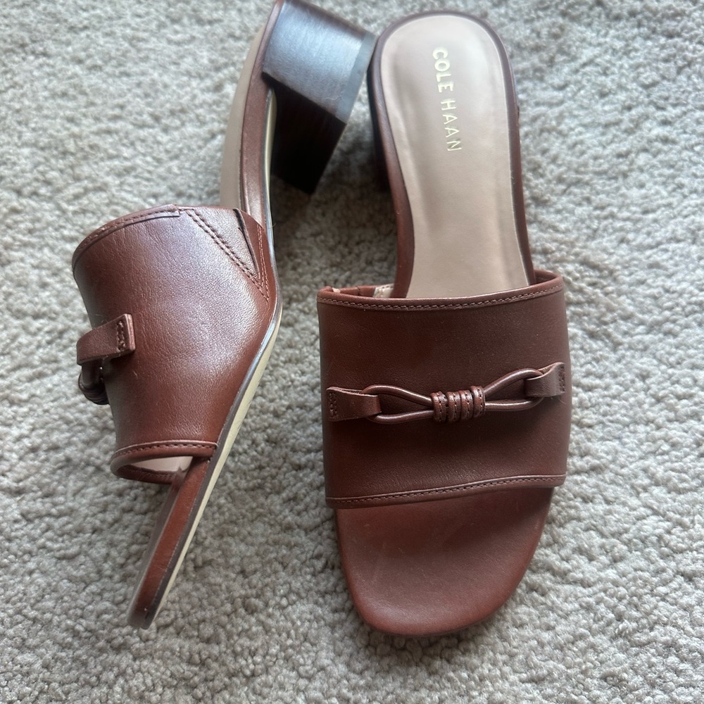 Cole Haan Caitlyn Bow Mule Leather Sandals 7.5 - Picture 4 of 8